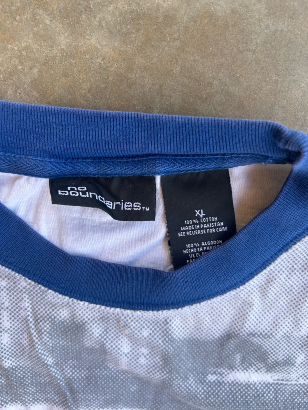 No Boundaries Blue & White Long Sleeve Graphic Tees bundle - Picture 4 of 8